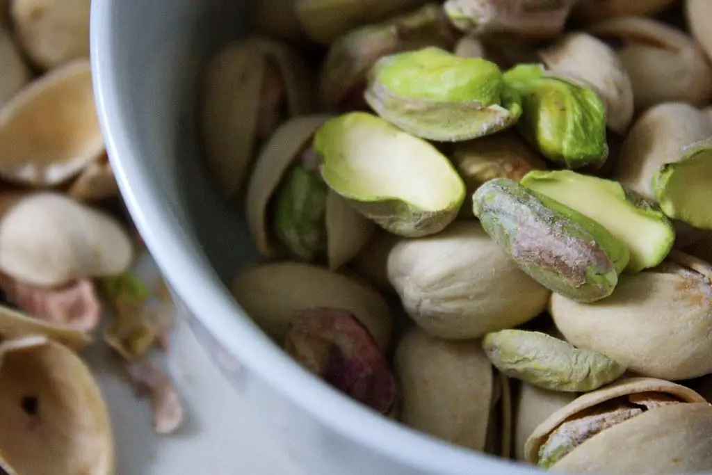 Enhancing your Mood with⁤ Pistachios