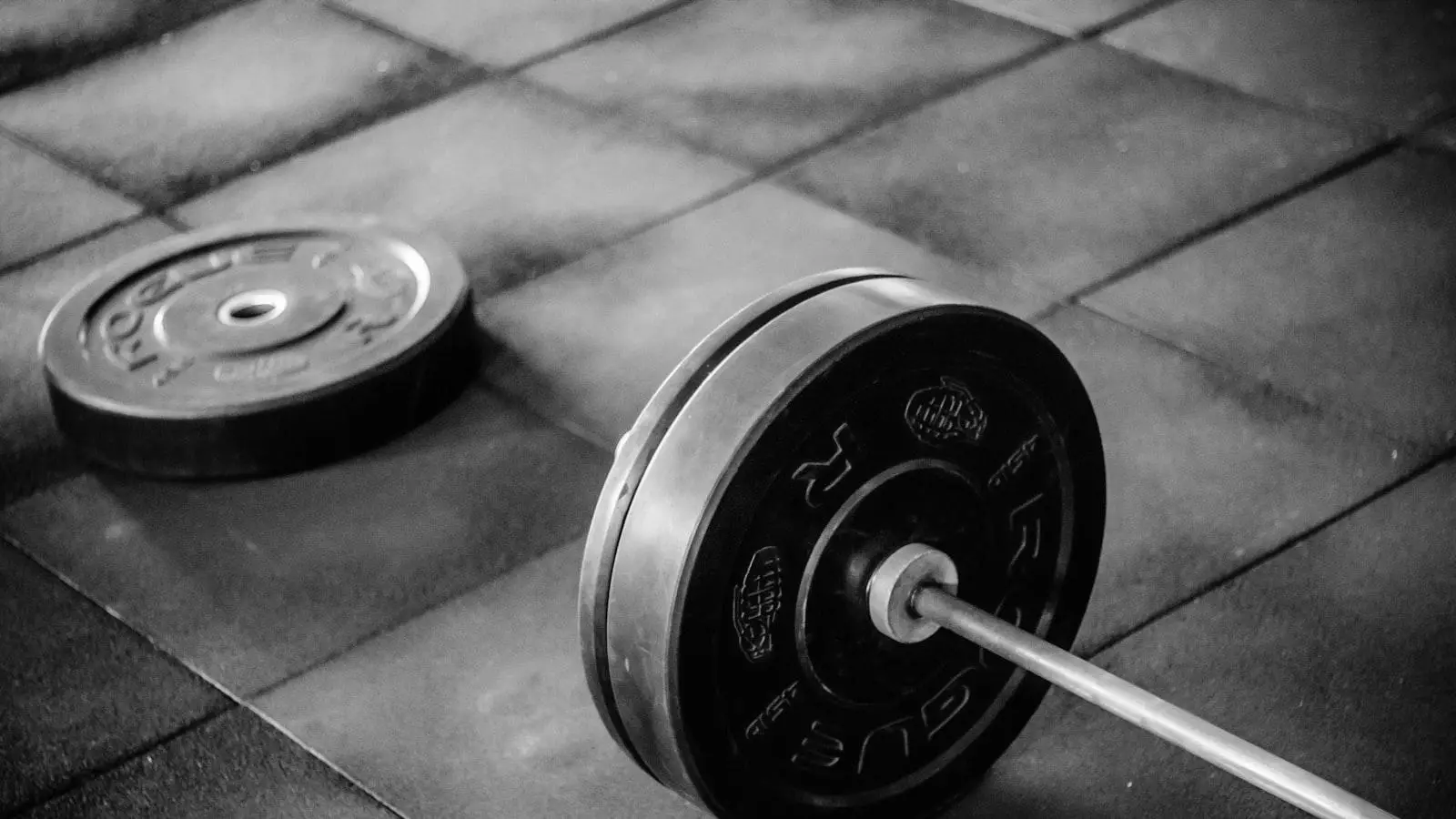 Comparing Different Pricing Plans at 9 Round Fitness Centers